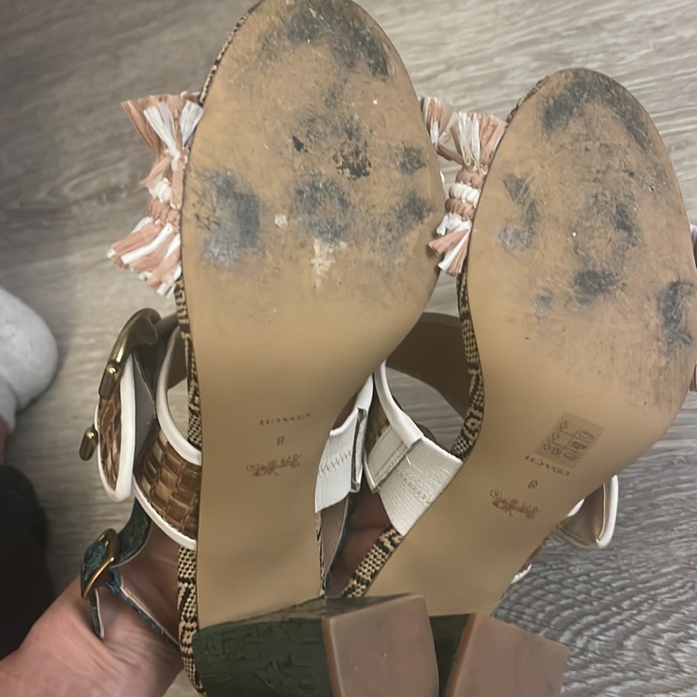 COACH SHOES - Picture 7 of 7